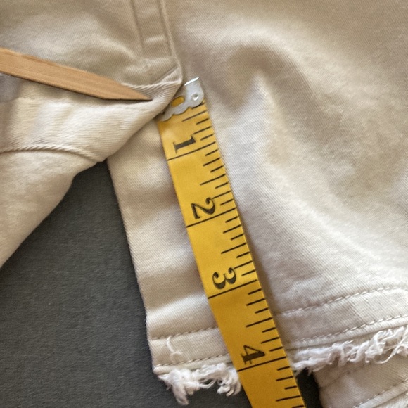 Live a Little Size small tan raw edging jacket 4 pockets 2 buttoned down front. - Picture 11 of 12
